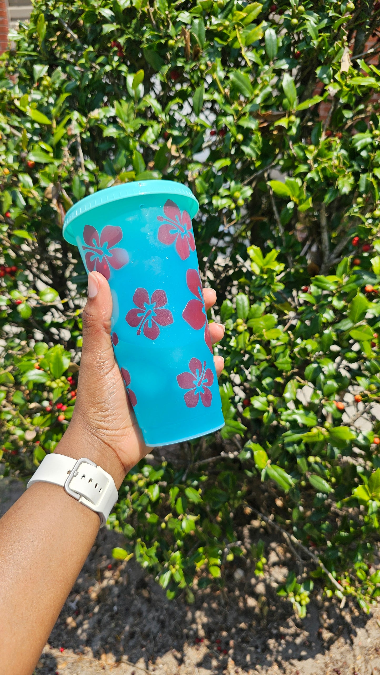 Cold changing color cup